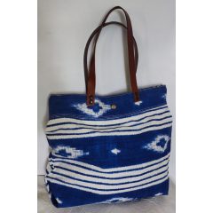 Mintás vászontáska valódi bőr vállpántokkal